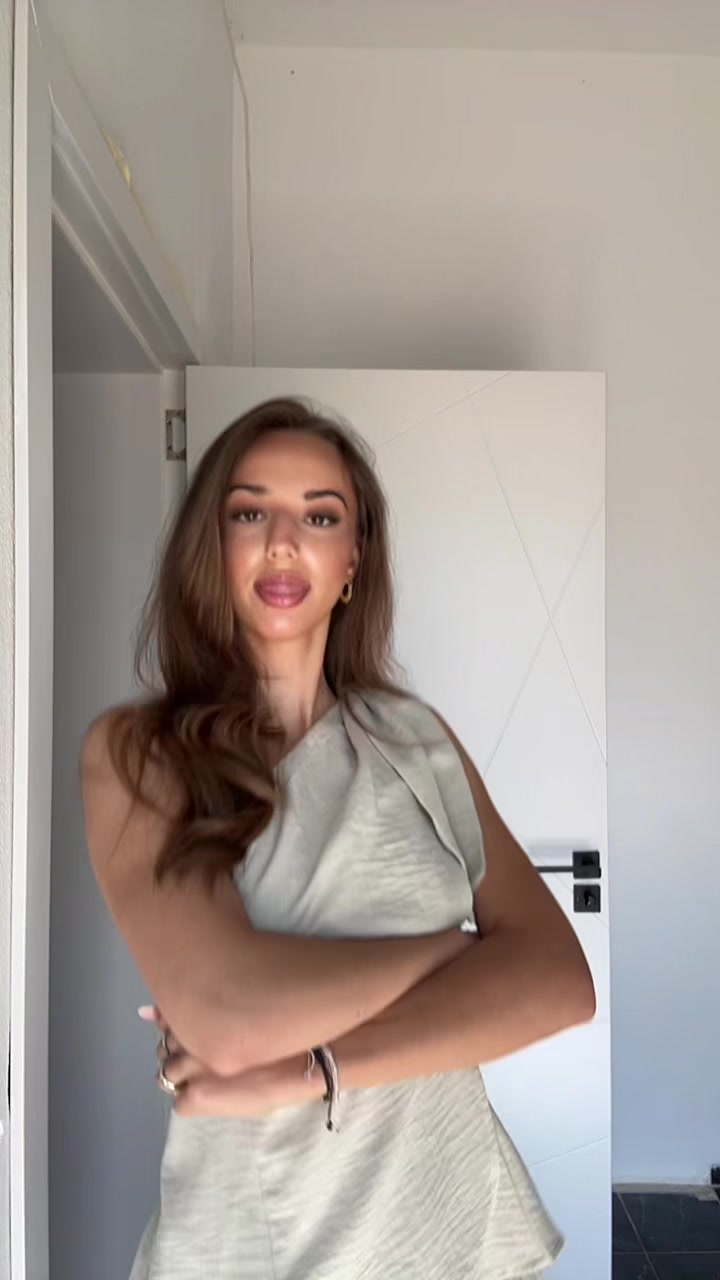 @vjola