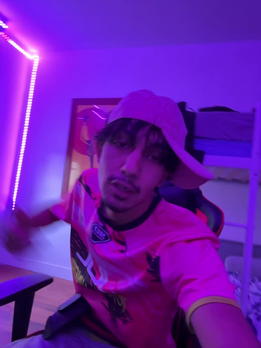 @E N V Y