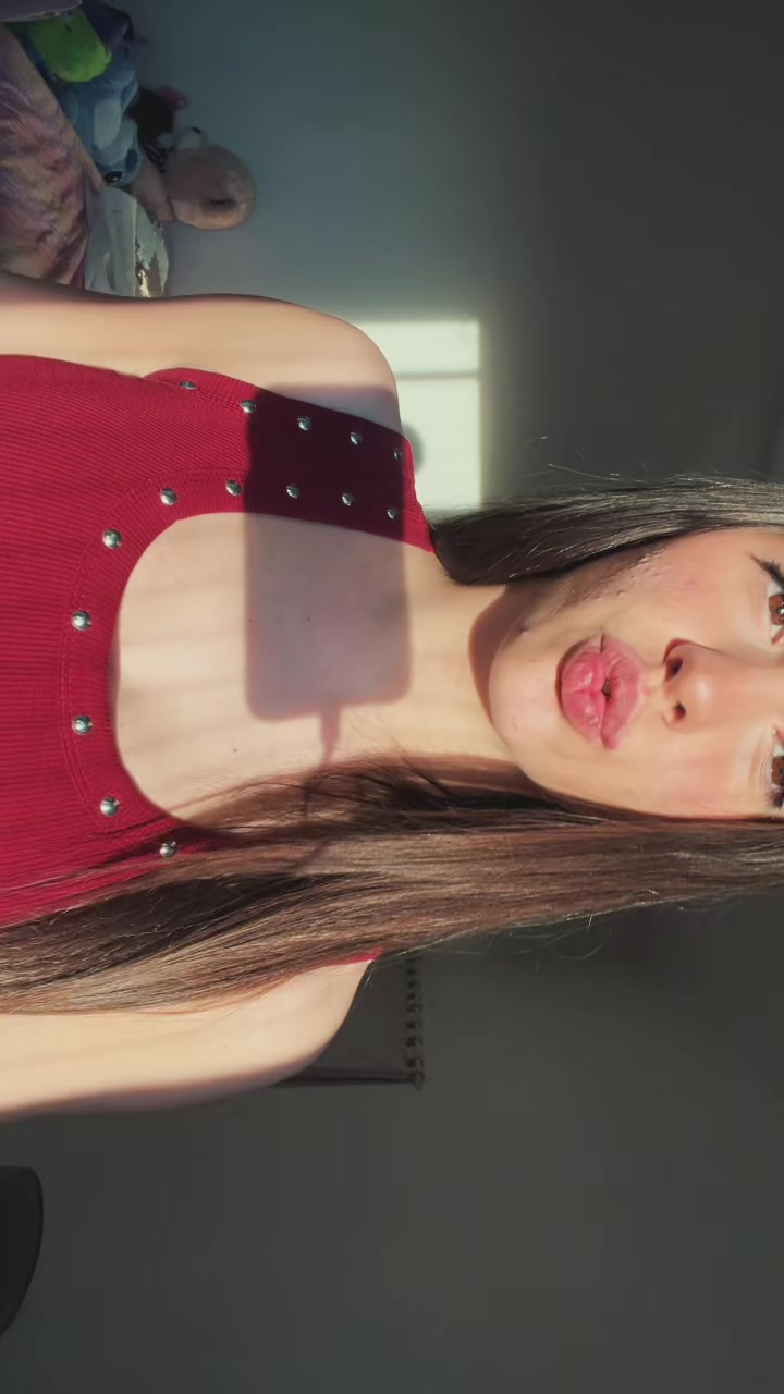 @𝓴𝓮𝓵𝓵𝔂