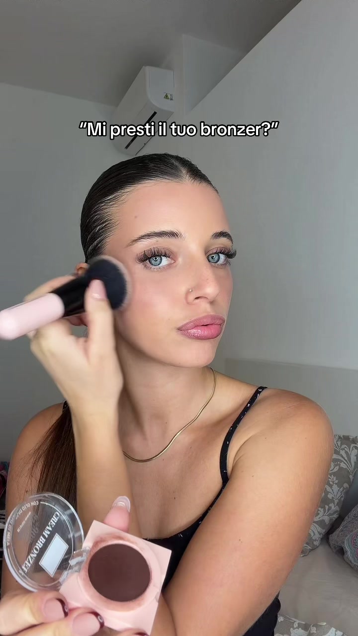 @micolinicole