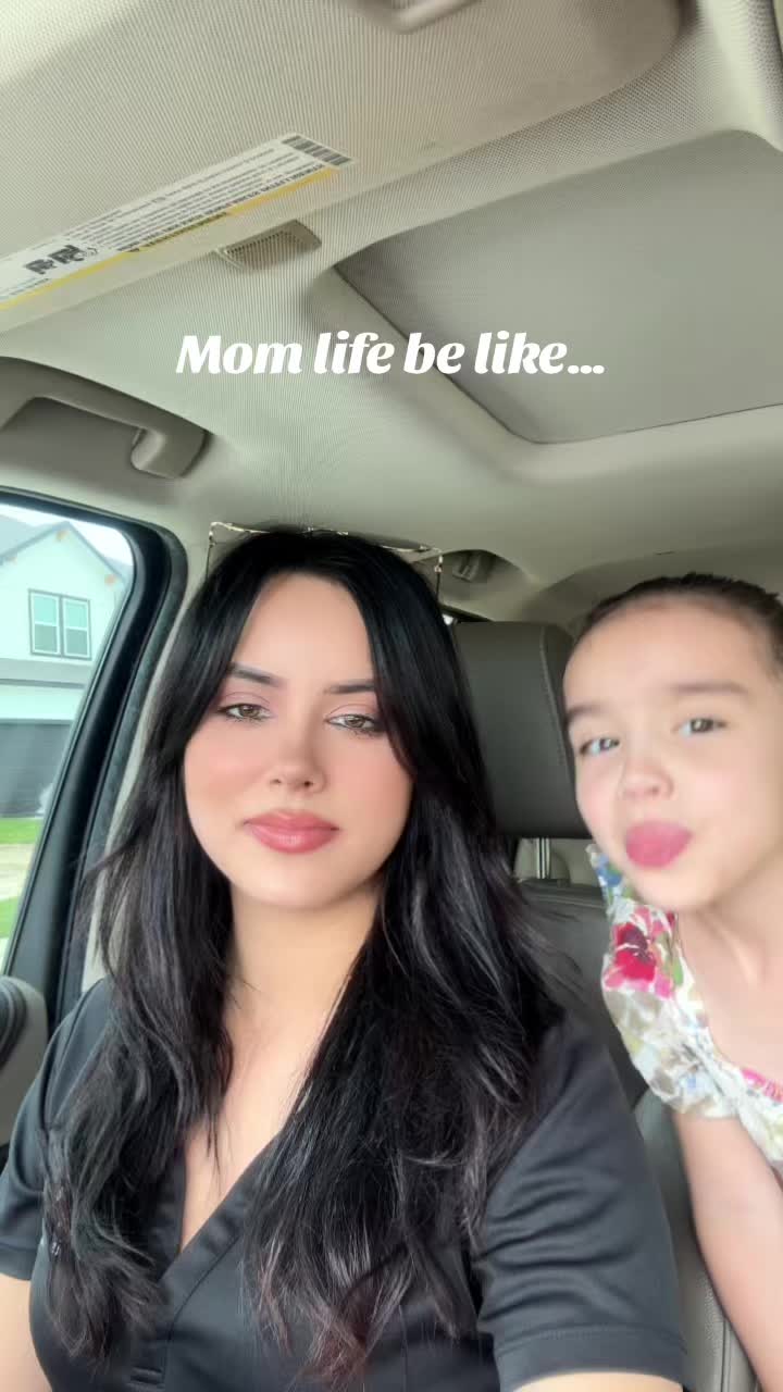 @roxiesellshouses