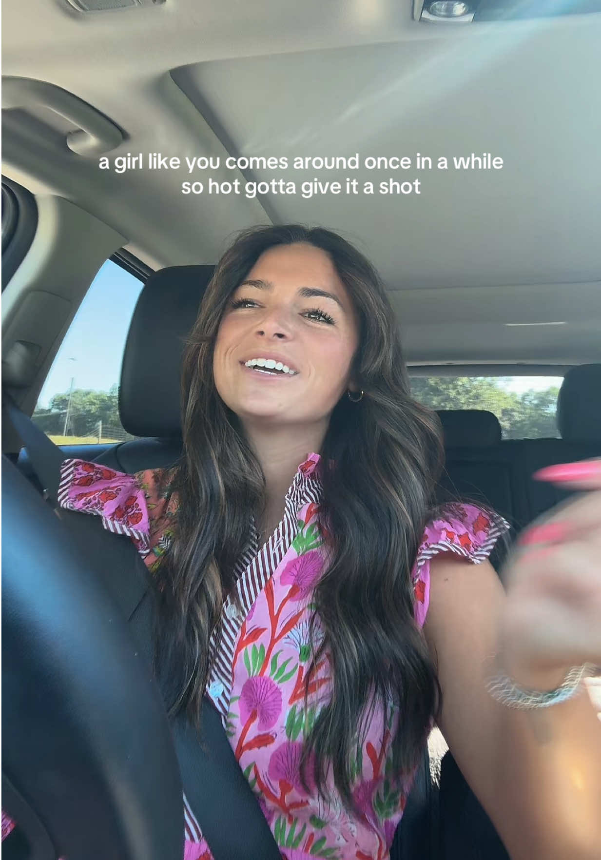 @alisonamro