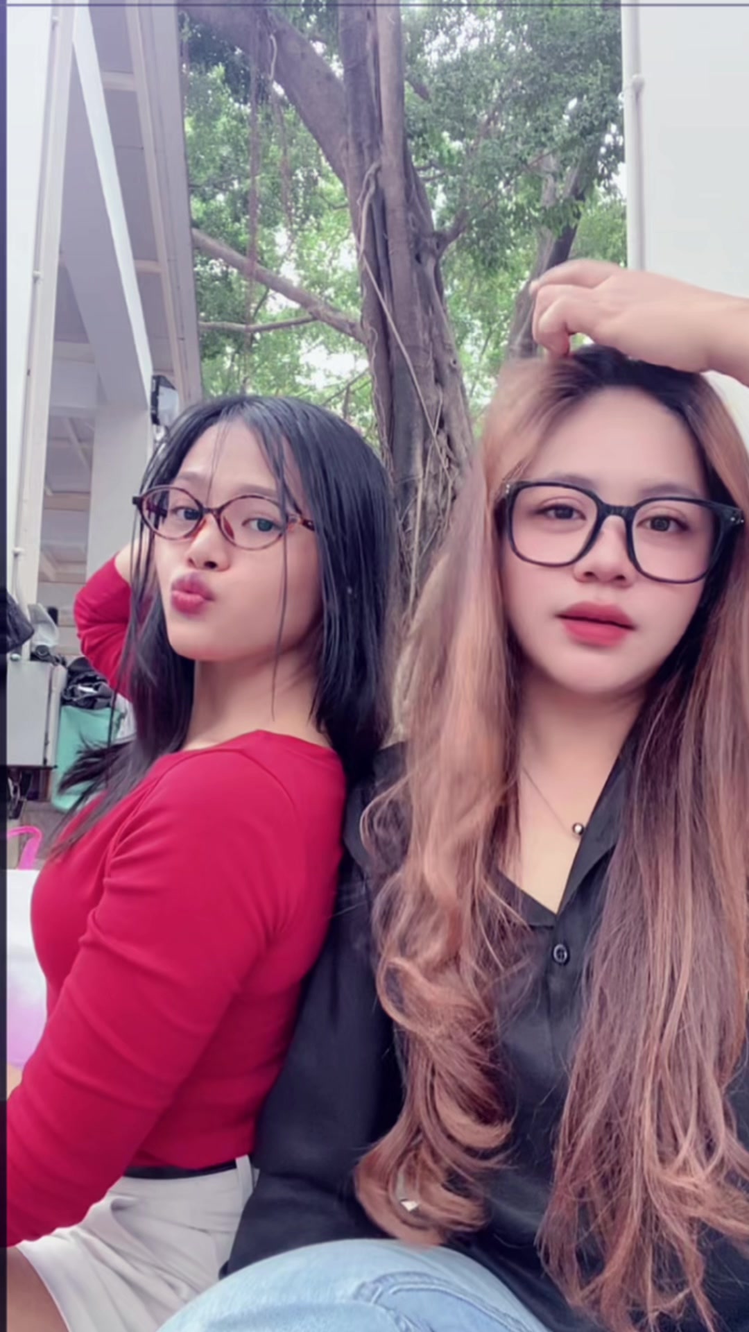 @ichamonica