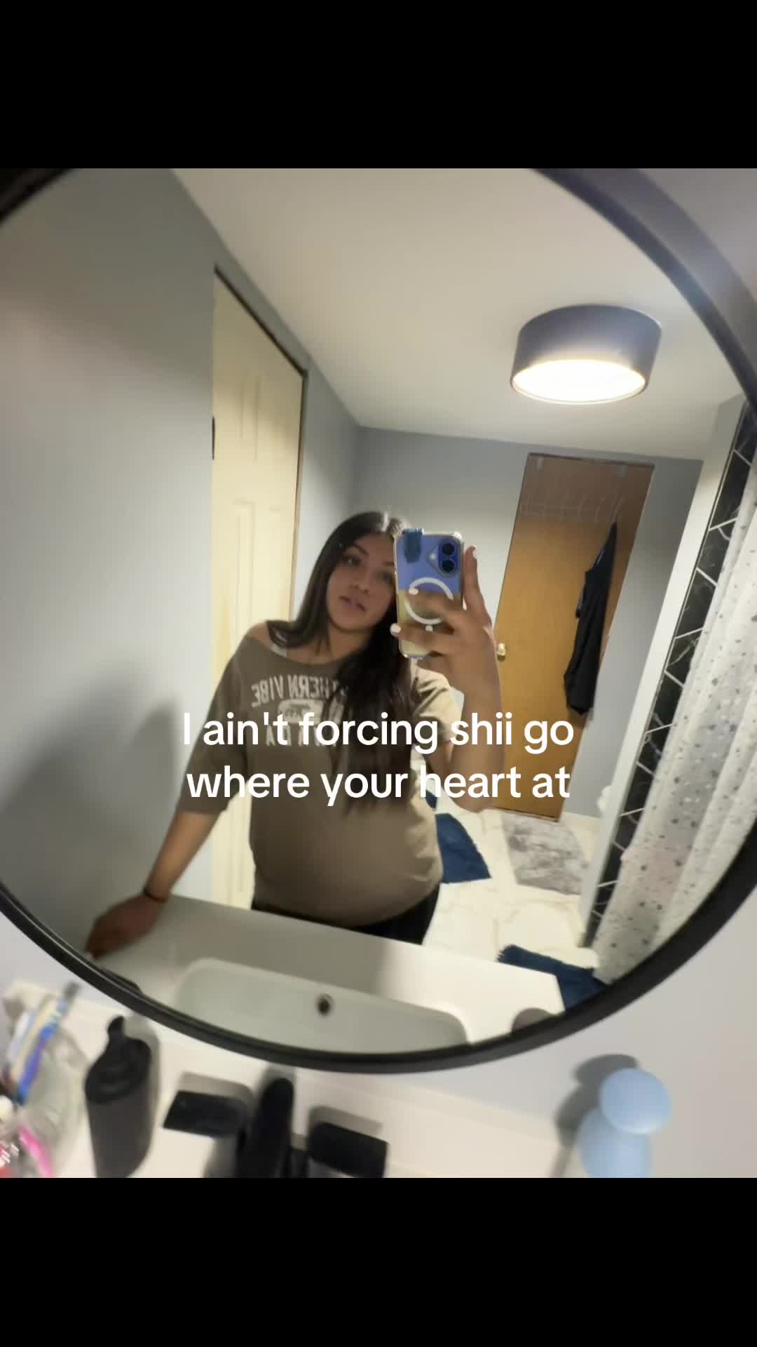 @_oysiris_