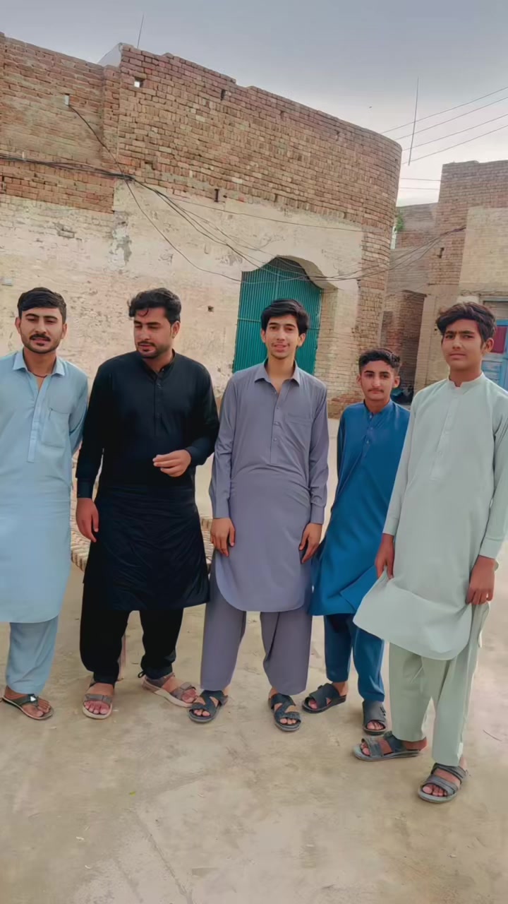 @Shakir Awan✨