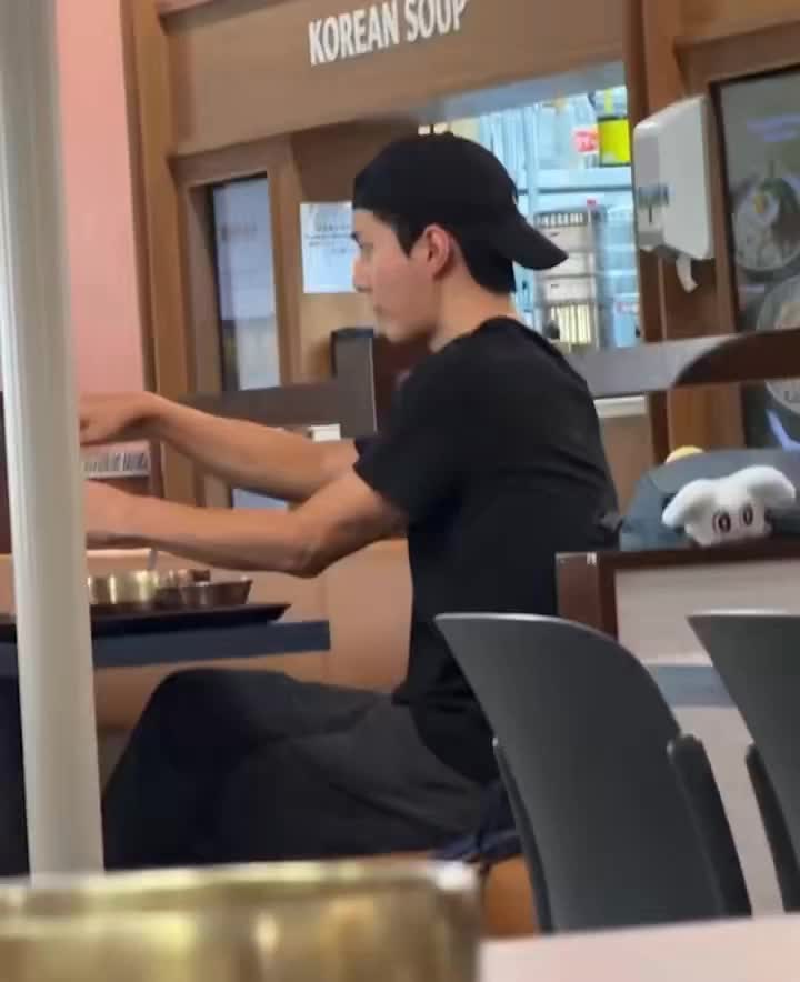@eriyaa