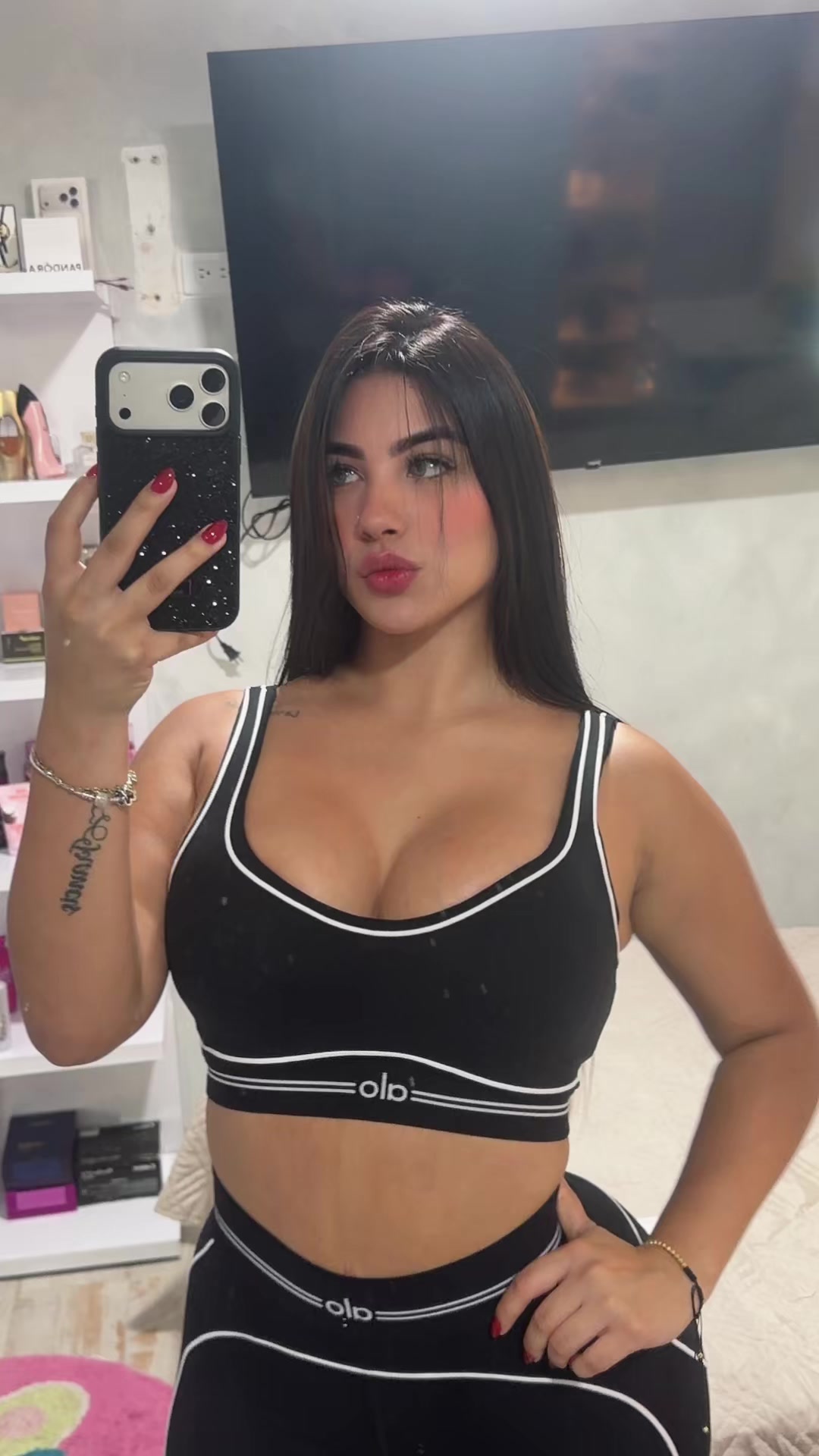 @Jhone_sarayp