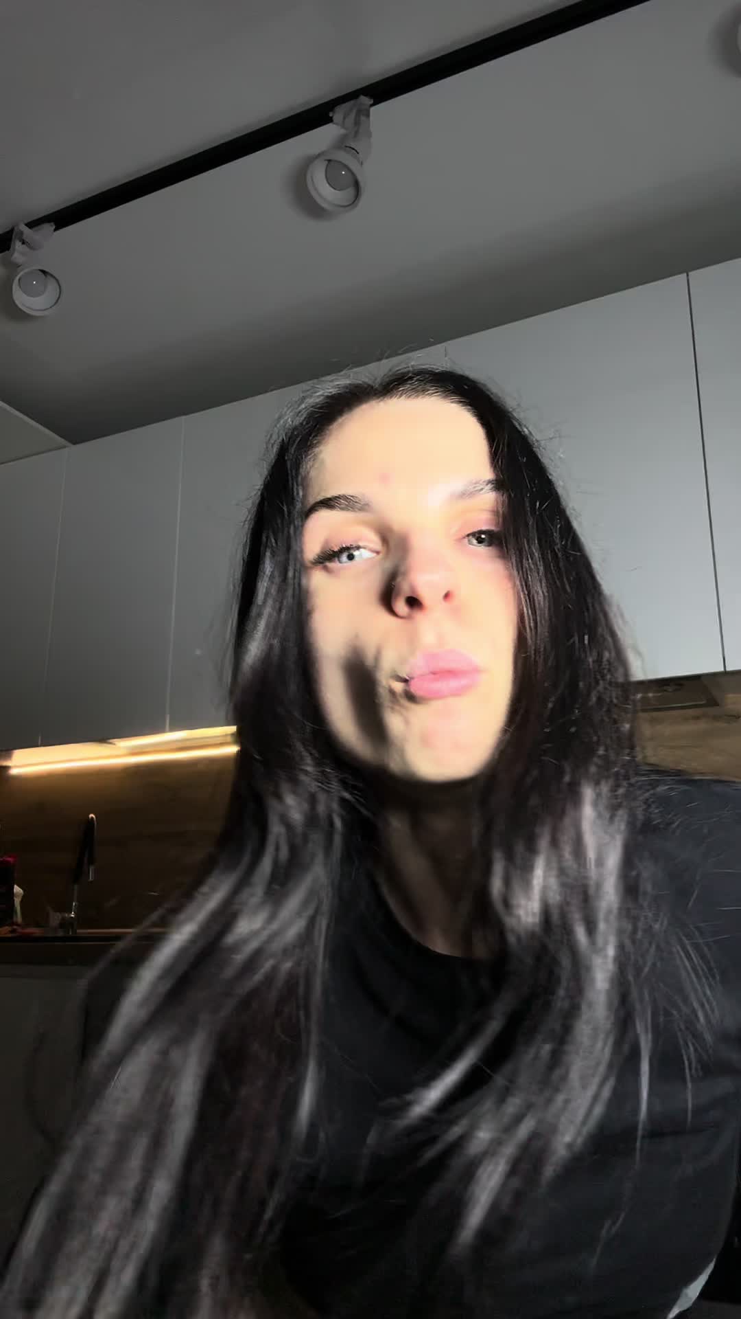 @tanaisha