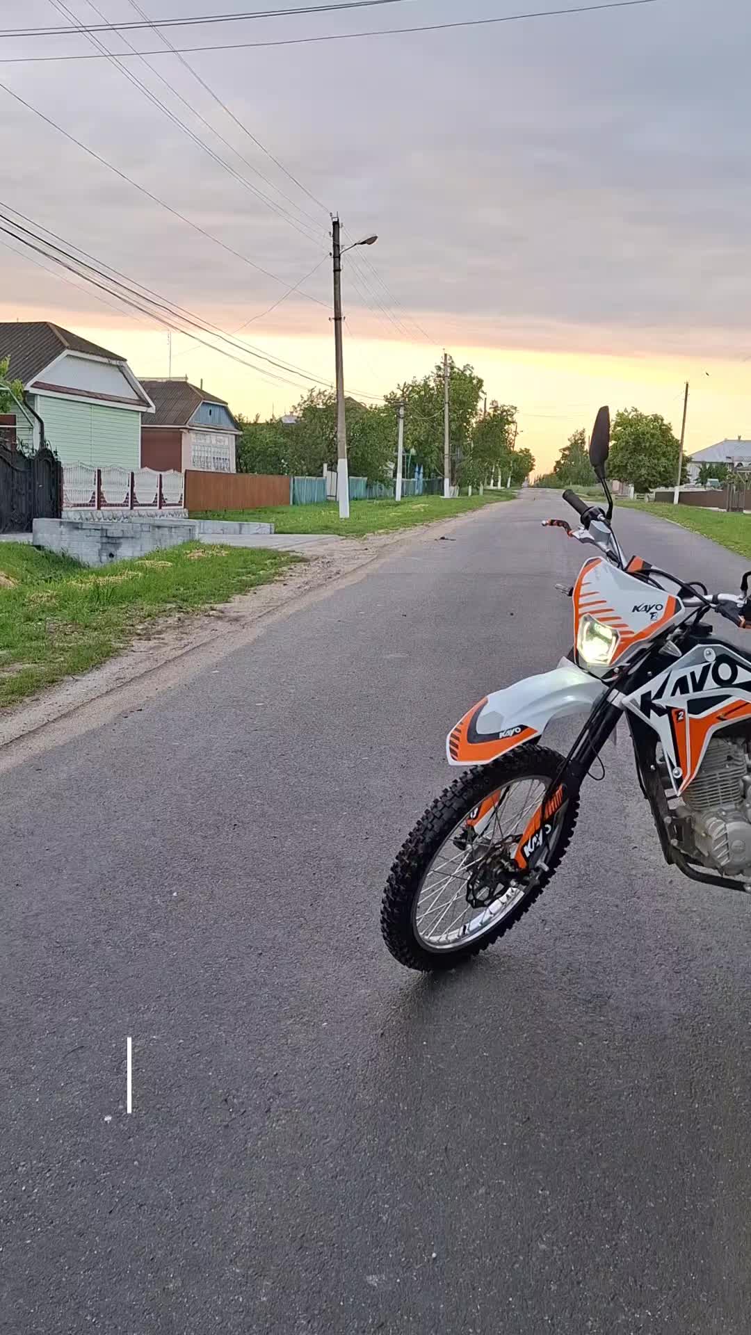 @ТРАКТОРИСТ Ливиу