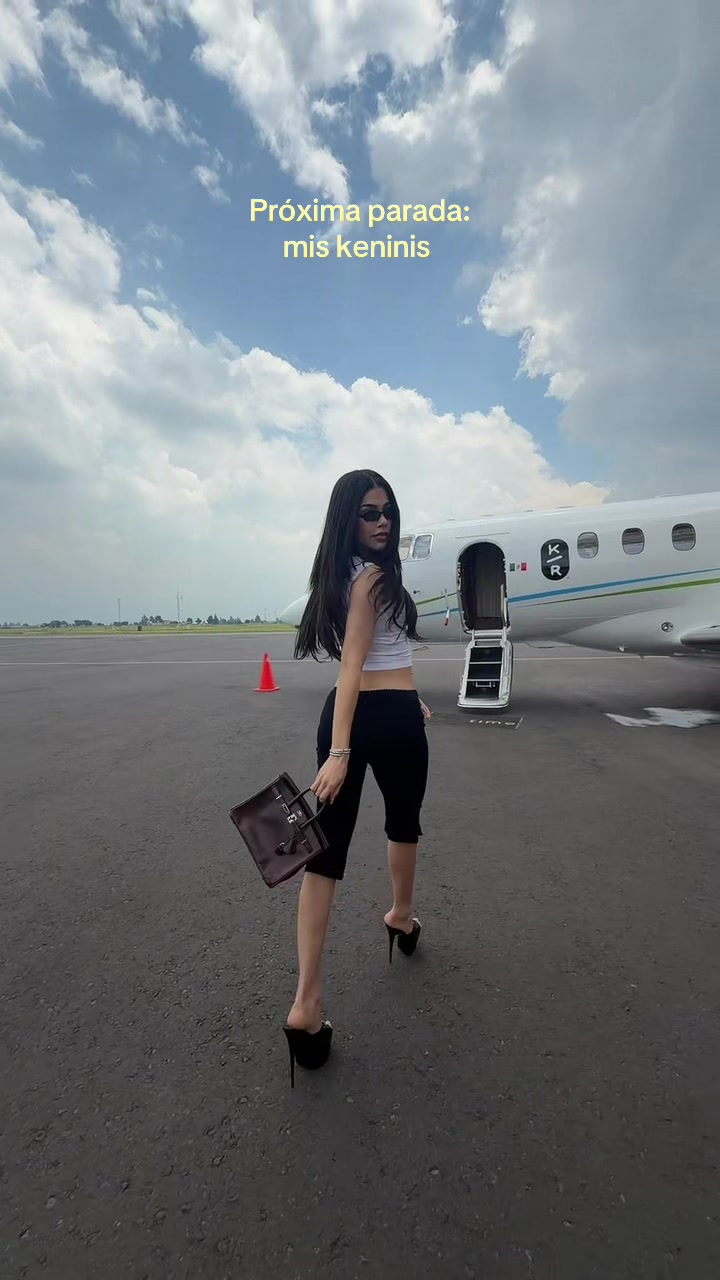 @KeniaOs
