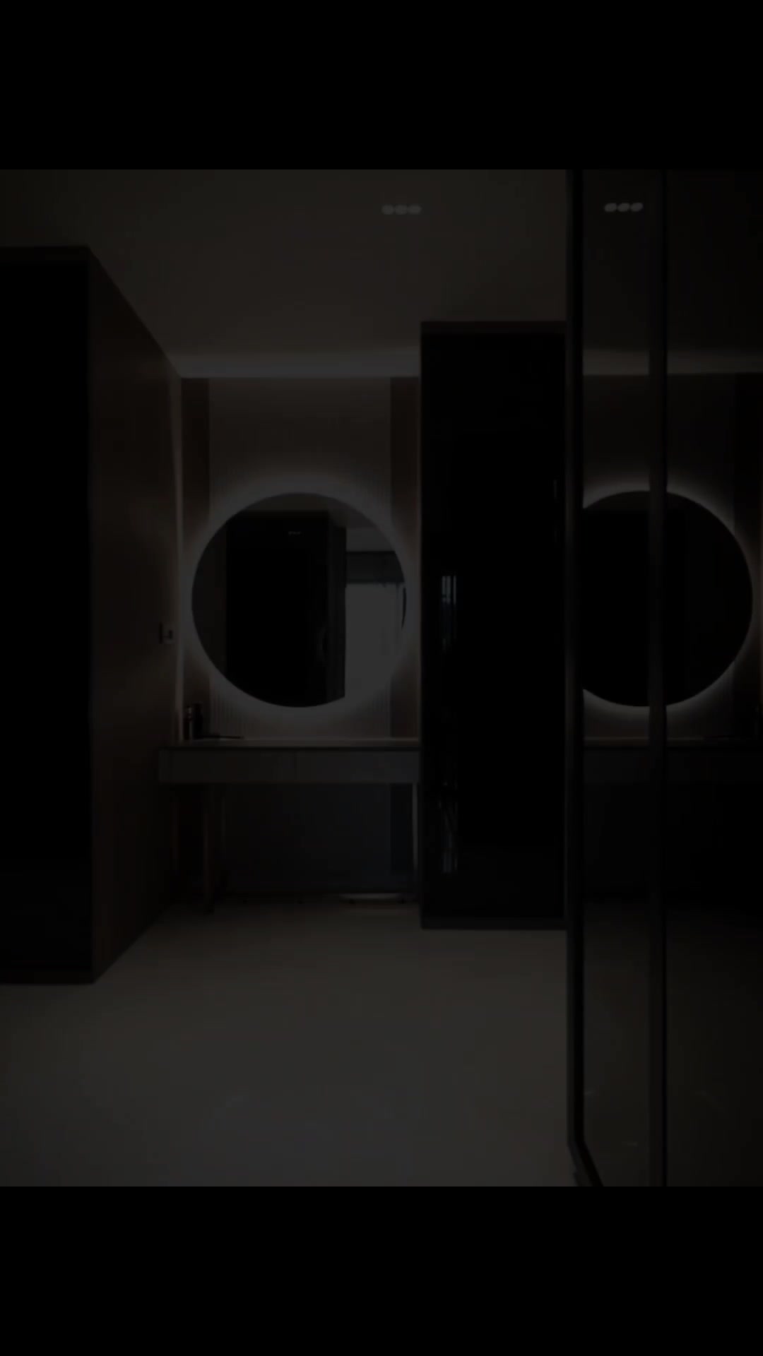 @𝔸ℝ𝕄𝔸ℕ 𝔼𝕕𝕚𝕥𝕫𝕩