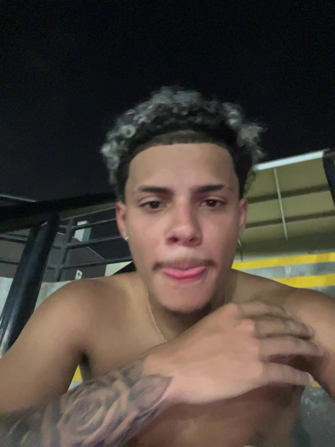 @Alxjandroooo💛