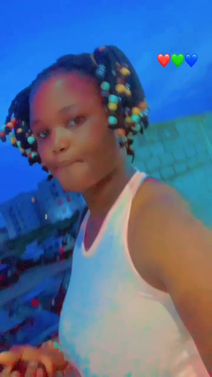 @Anikeade💕💕🥹