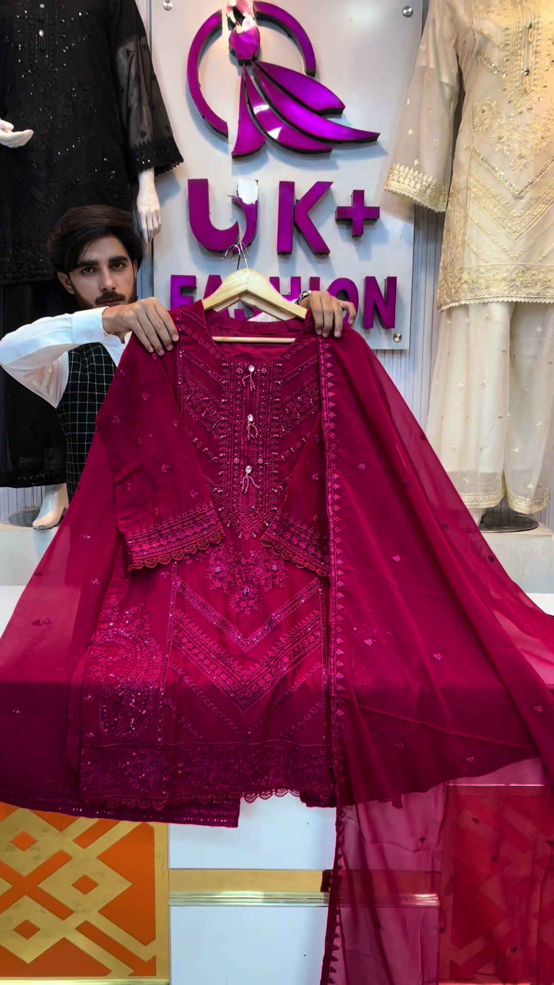 @UK+Fashion