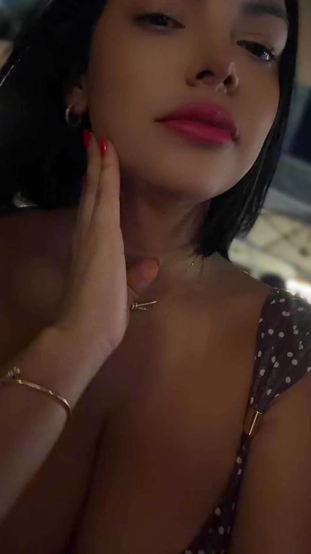@adrihurtadob