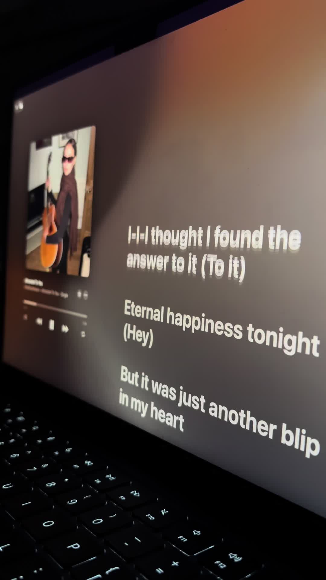 @️