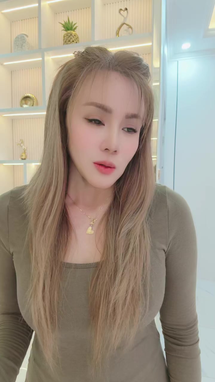 @Mariana wu 81