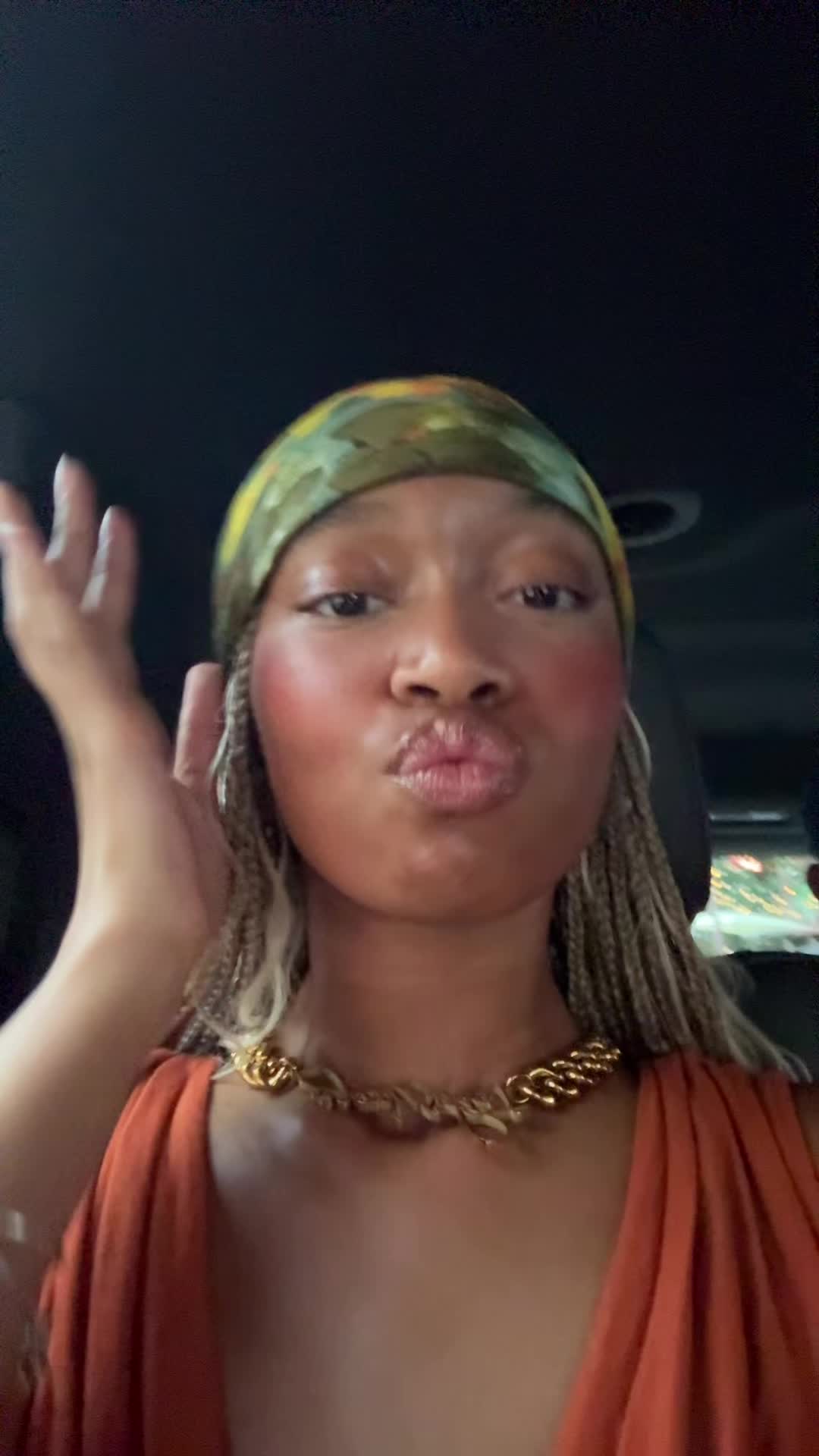 @notfnleya