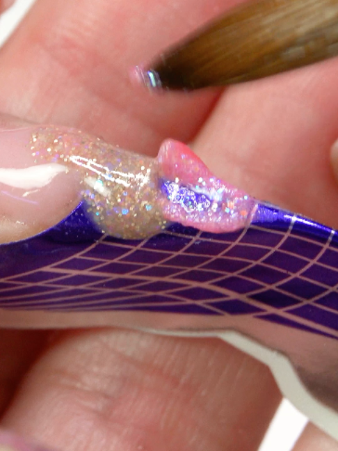 @Young Nails