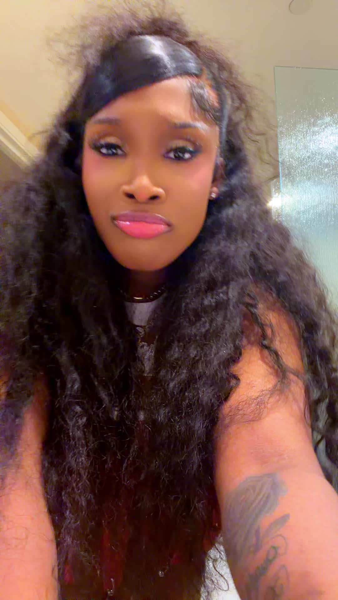@TheRealTinkaabellaaa🧡