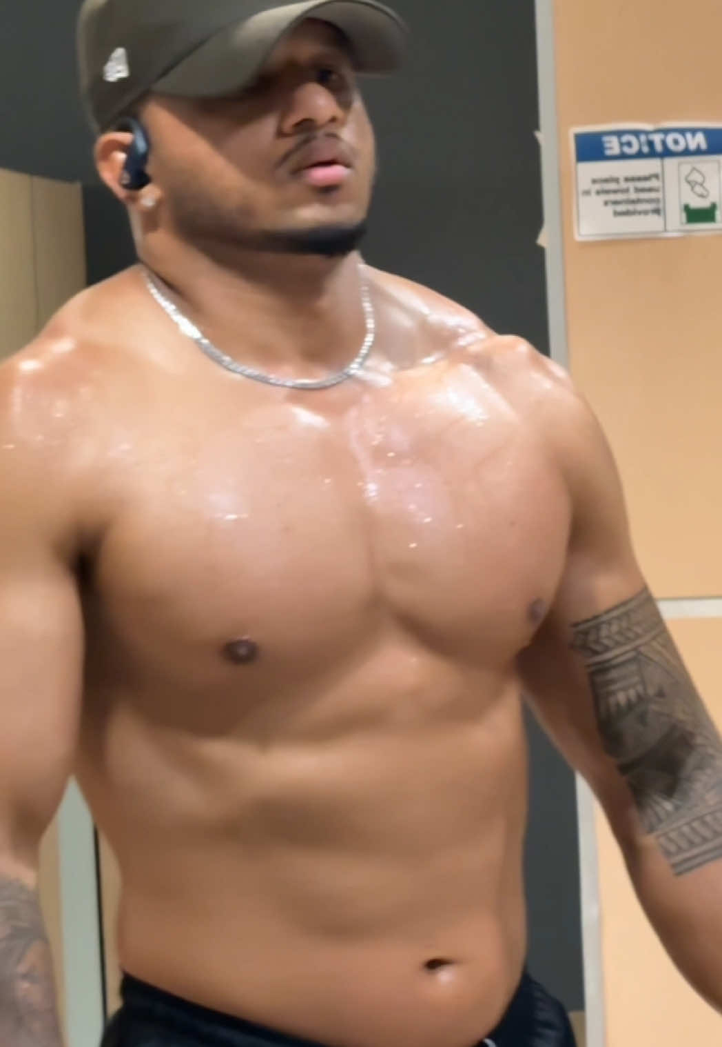 @itsxguri