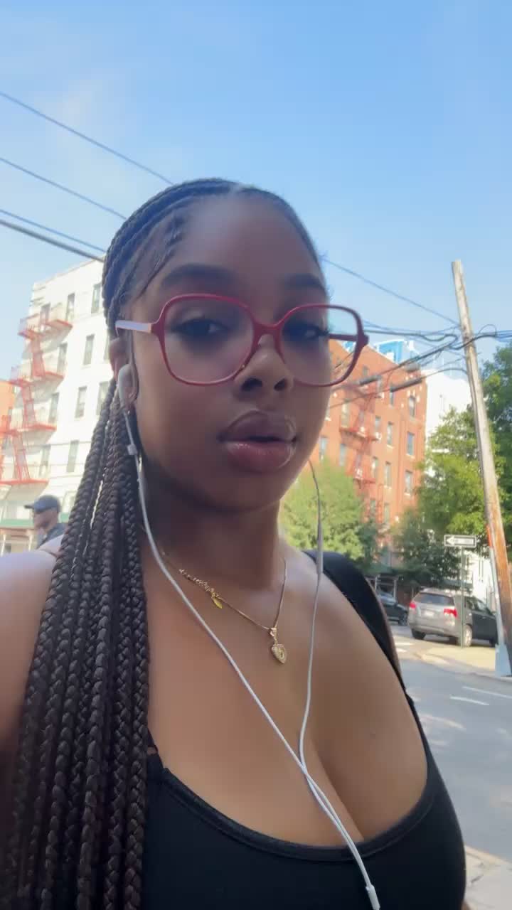 @Prettyincharge