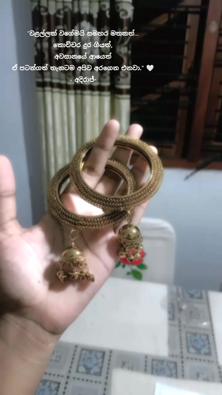 @Mochiii
