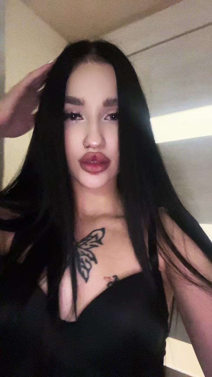 @Кошка