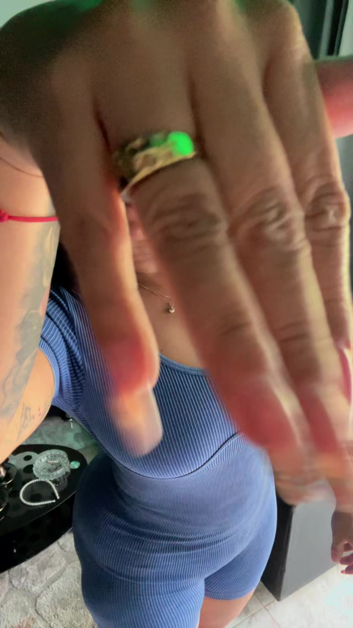 @🐉Gabriela zambrano💚.