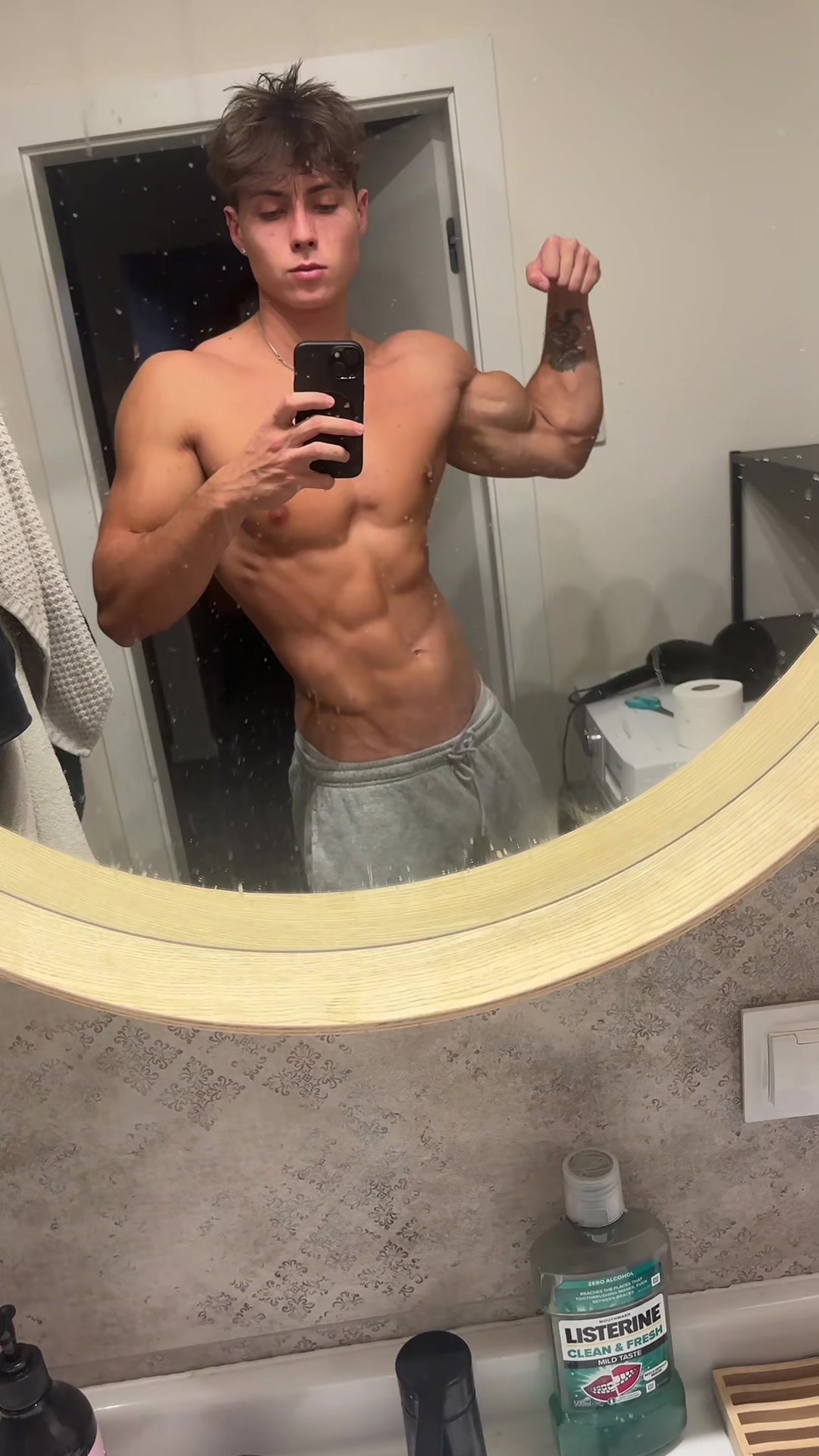 @wkwasniewski