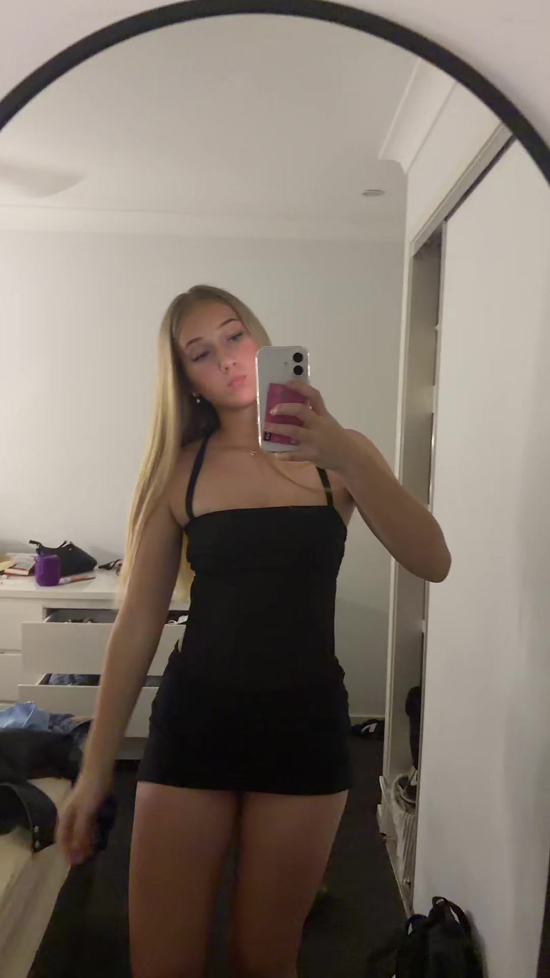 @𝐬𝐚𝐦𝐢 𝐛𝐚𝐲𝐧𝐡𝐚𝐦
