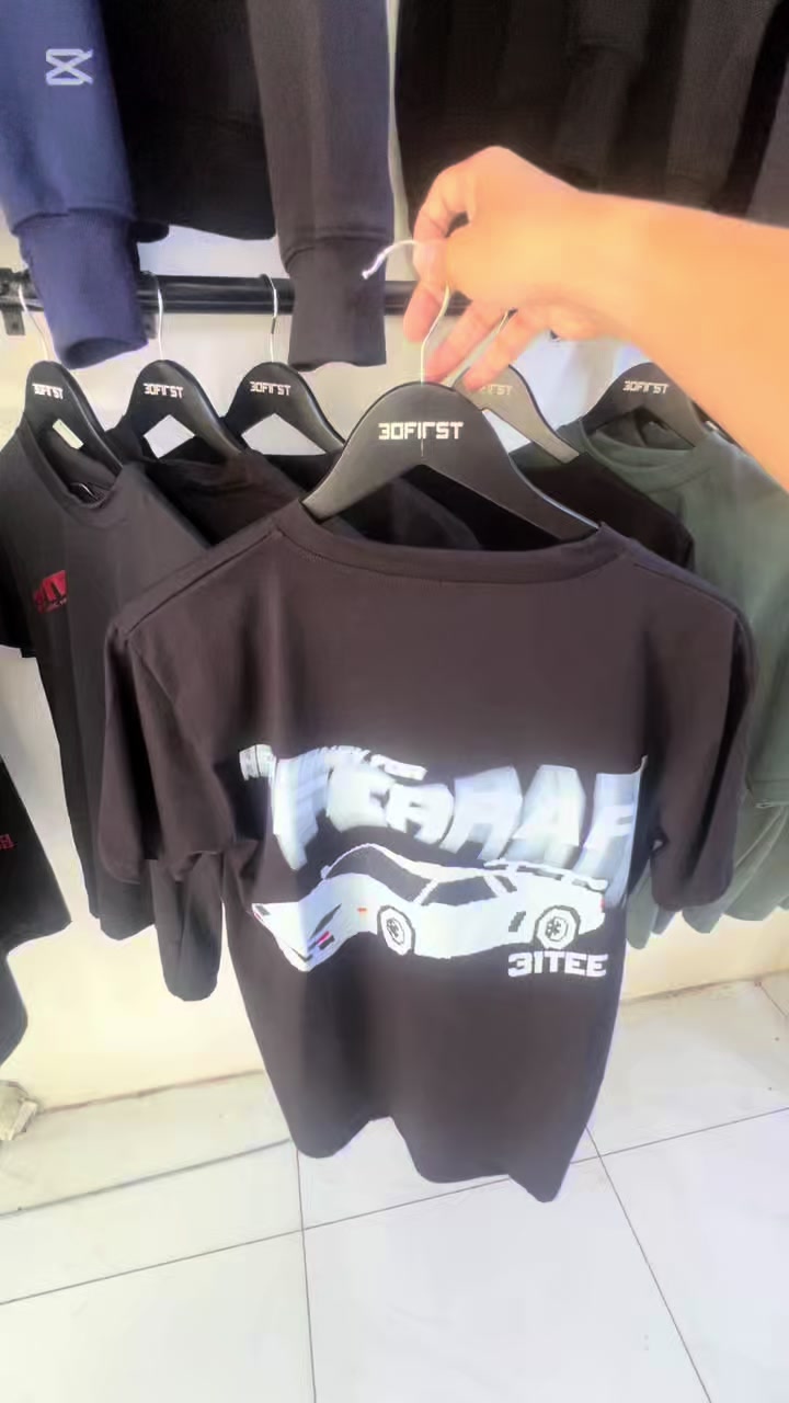 @30First - សាខាសន្ធរម៉ុក