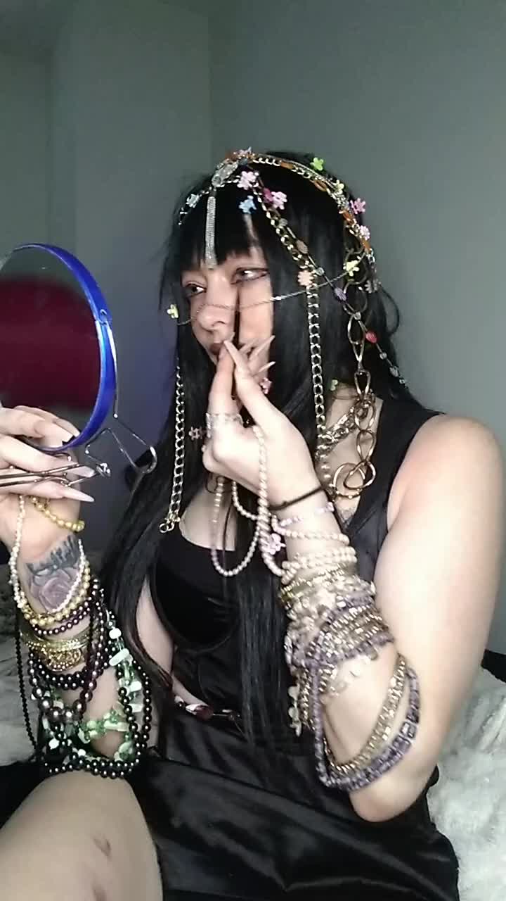 @Jazlyncrayz