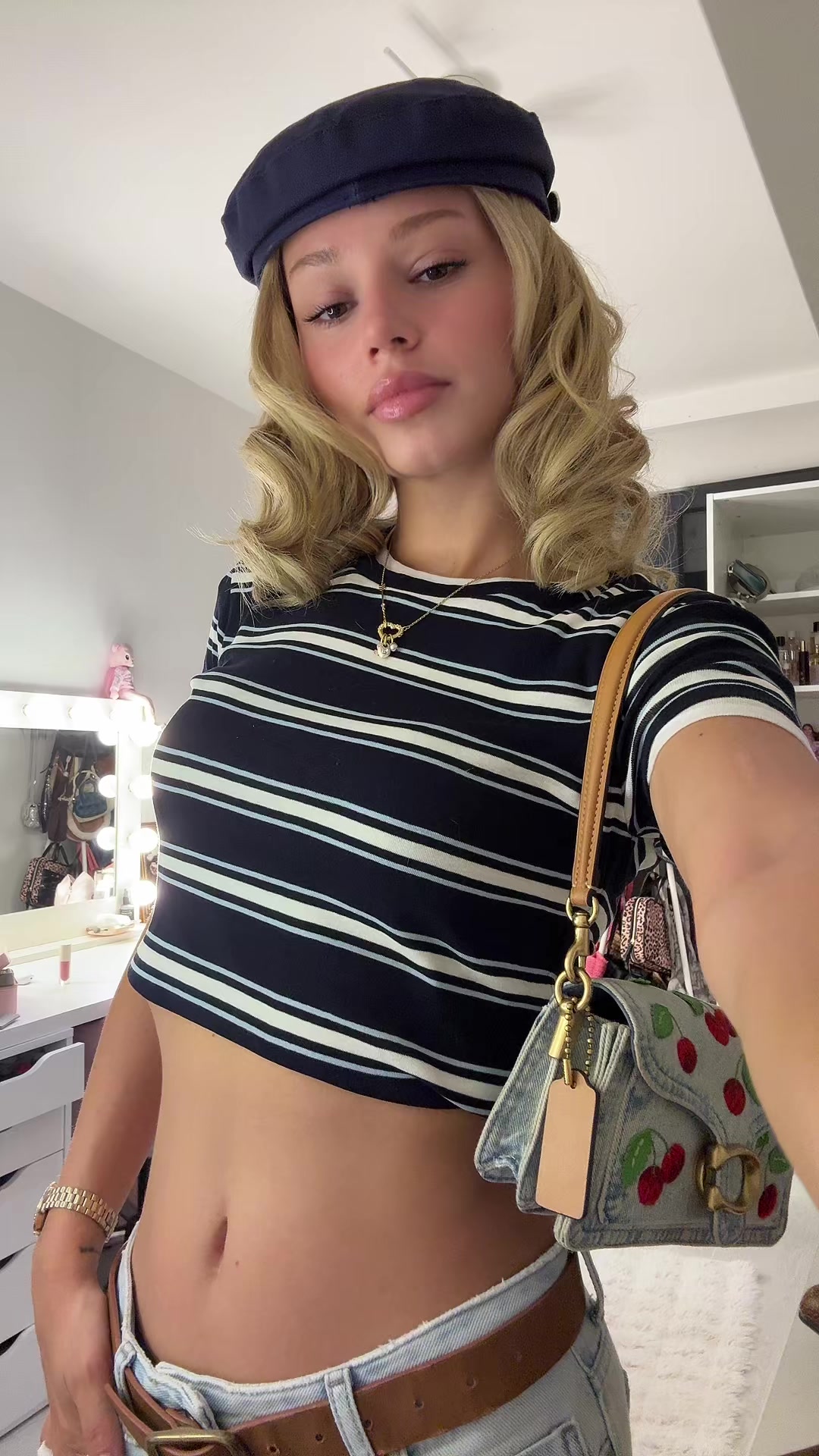 @Sumru &Ouml;zden