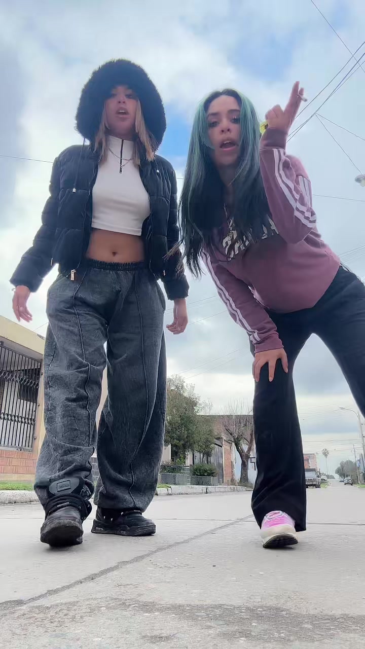 @Ig:naira_amaya