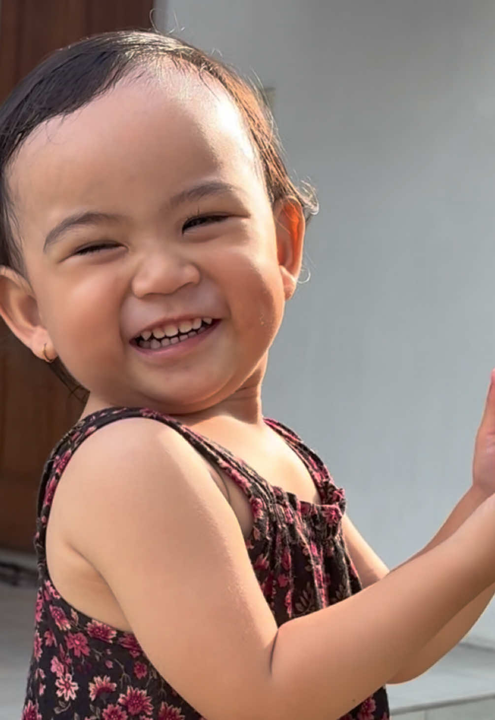 @Baby Eyin