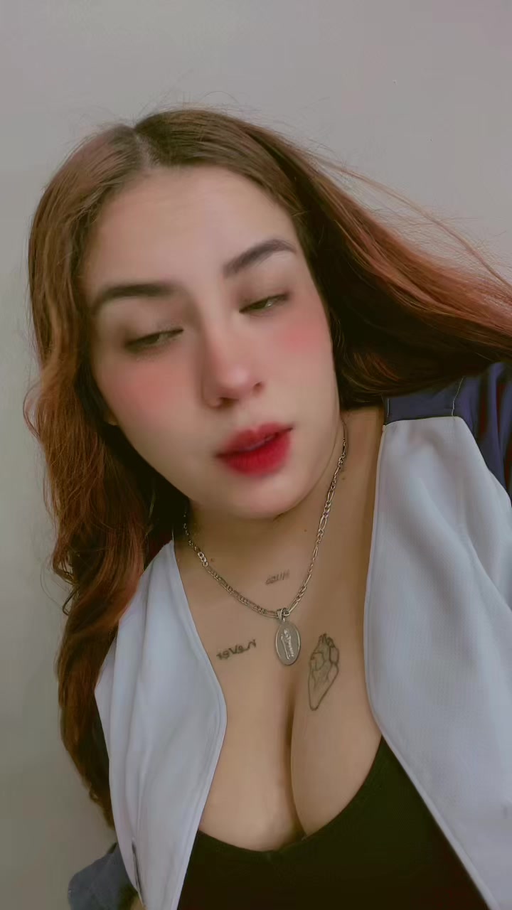 @Yeseniia Tapiia