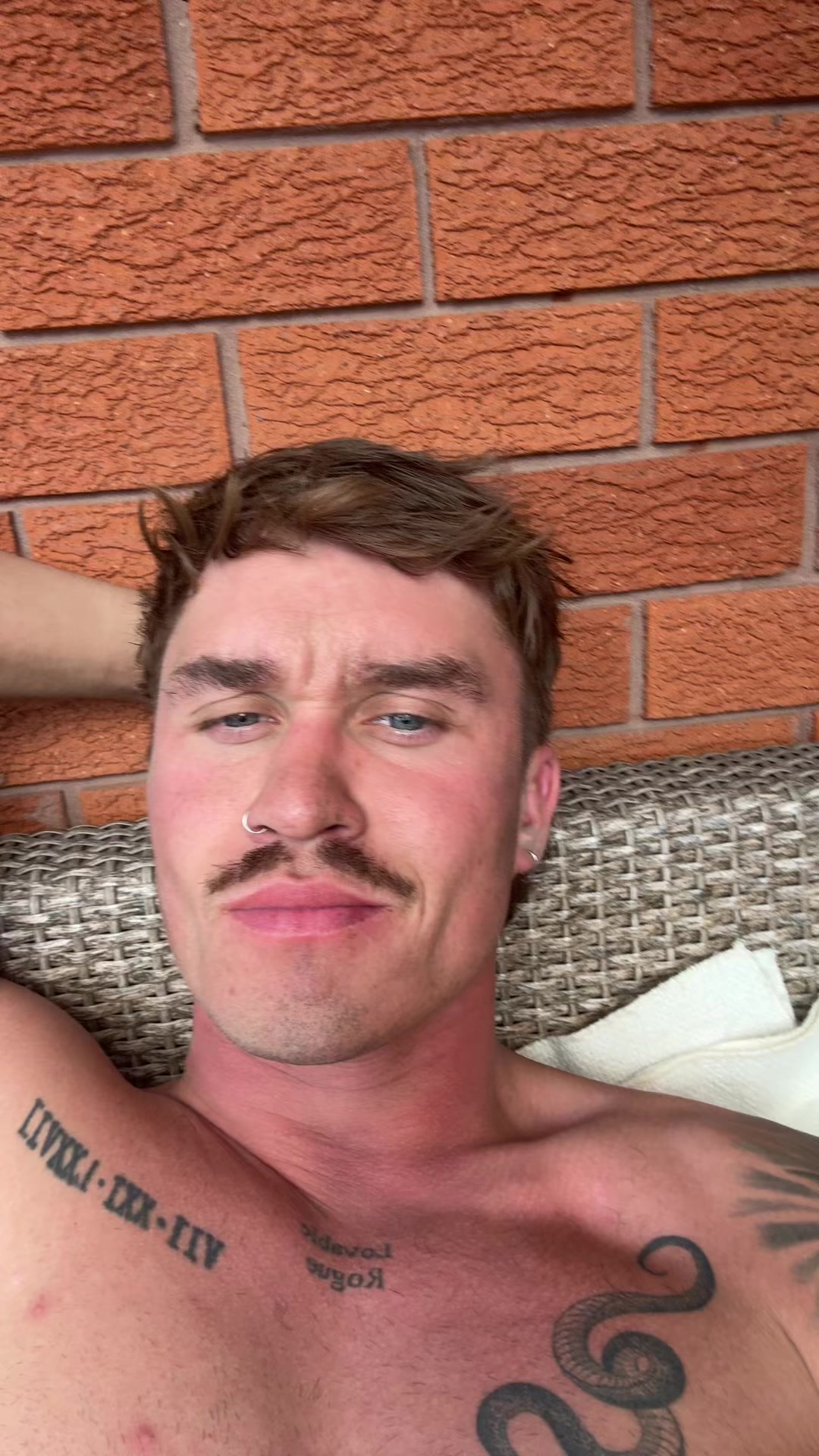 @JustFionn