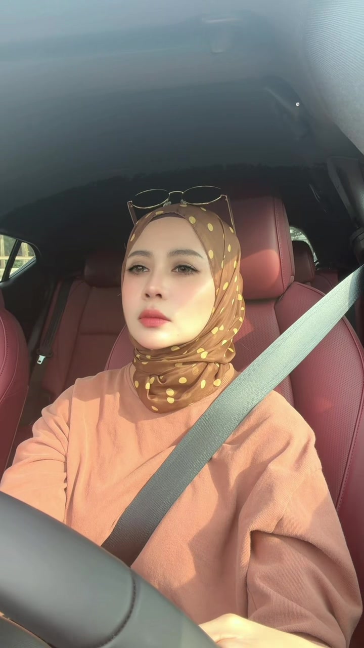 @Ms Izza Zubir