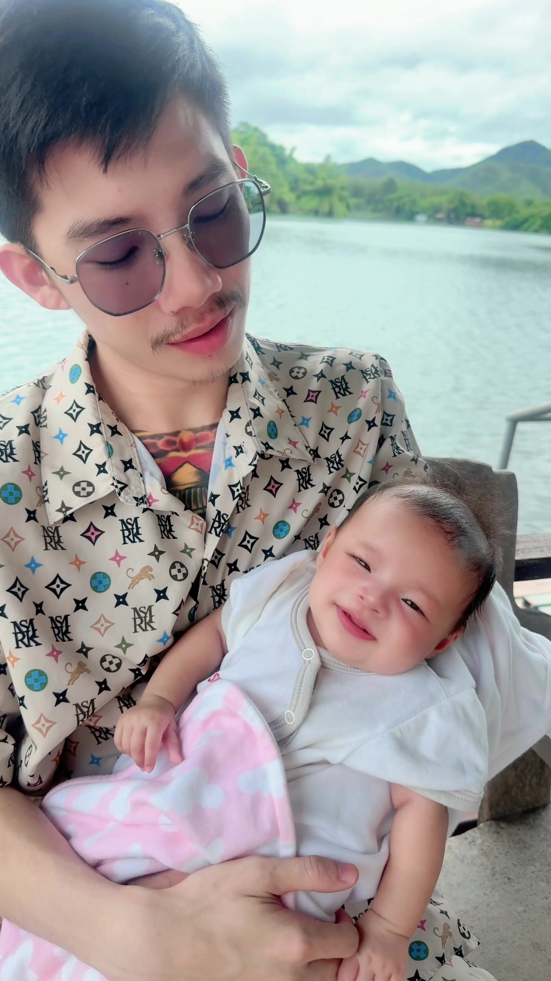 @คุณ ธิ 🥥