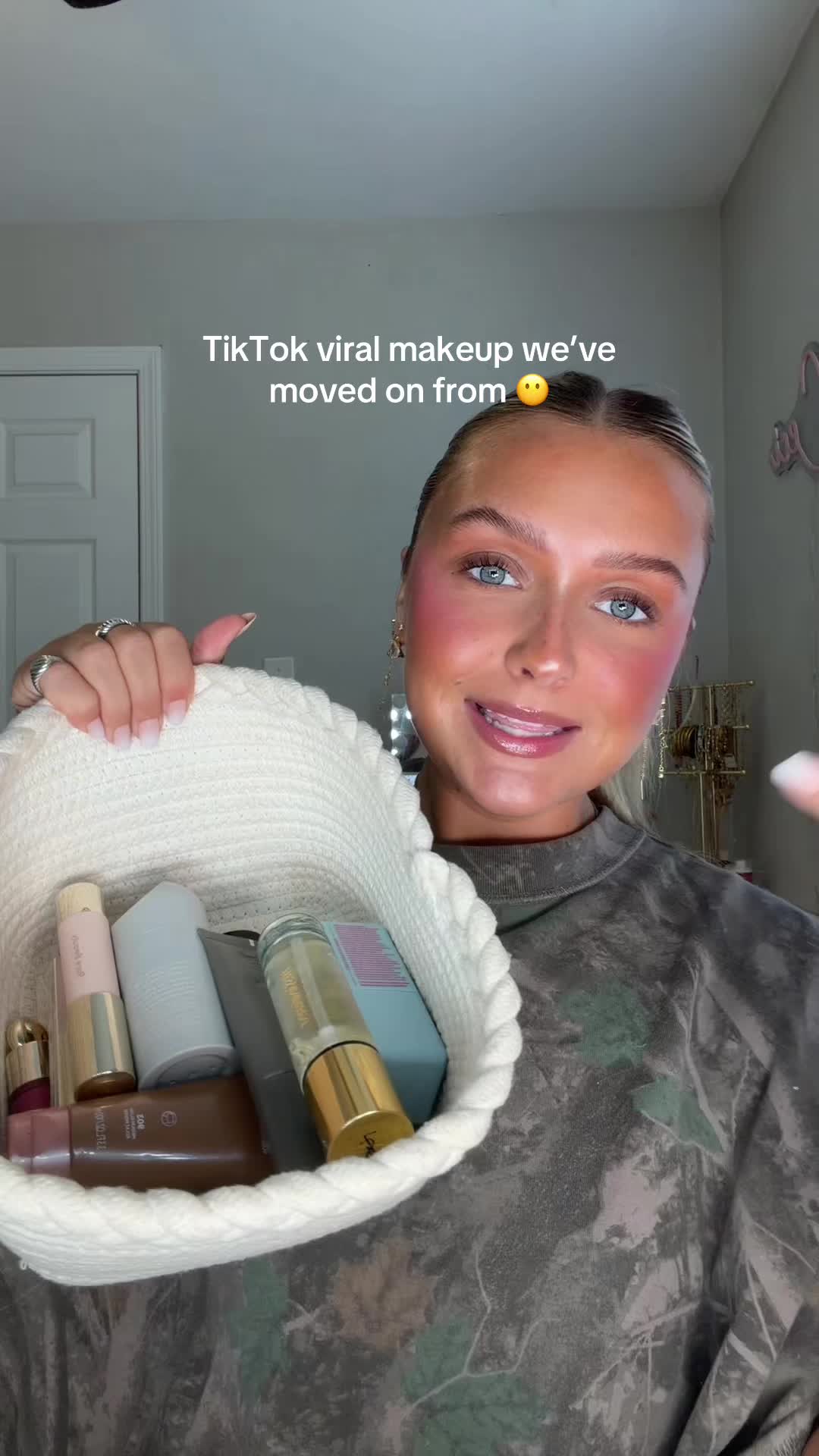 @abbygrayceee