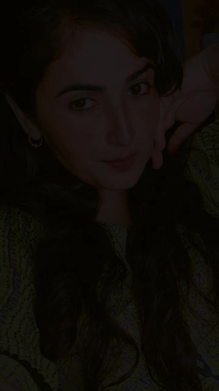 @Farahcreates1