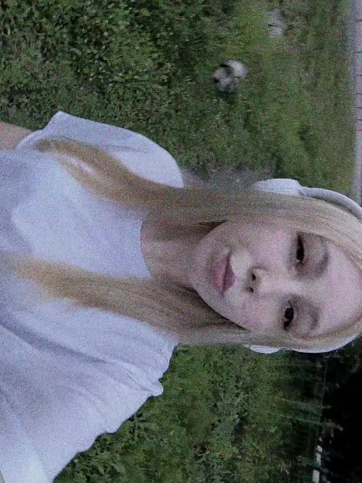 @Дина