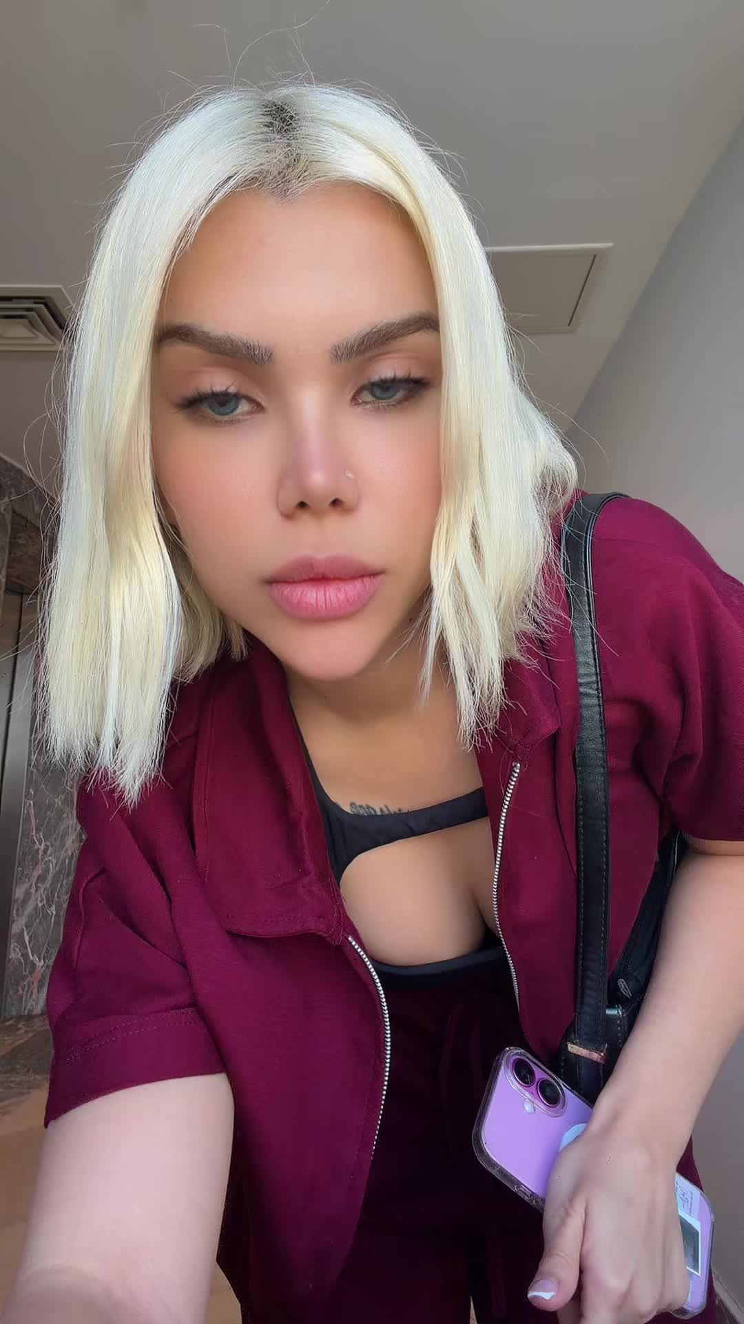@🦊