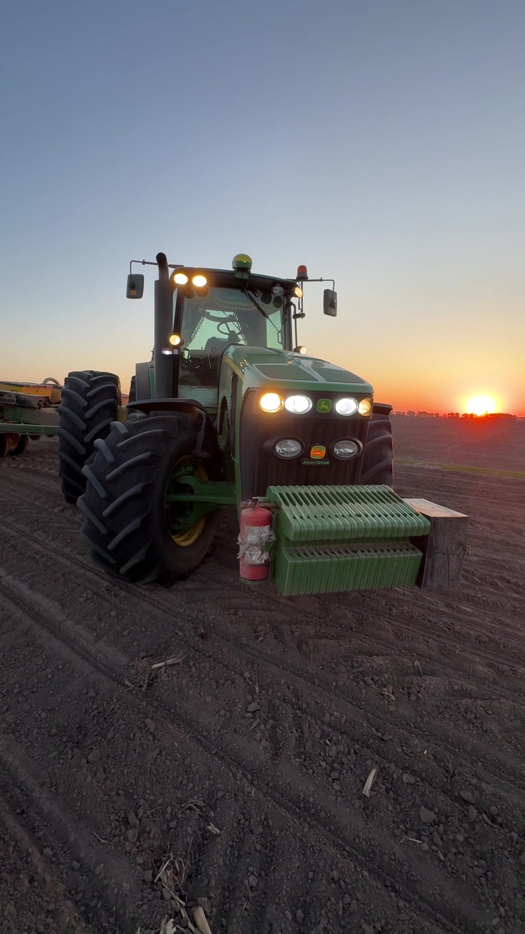 @Sasha🇺🇦John Deere🇺🇦🚜🌾🌽