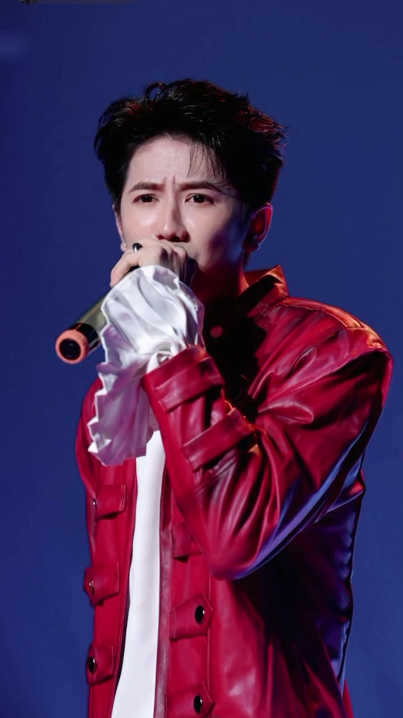 @Trạm IDOL LIVE official