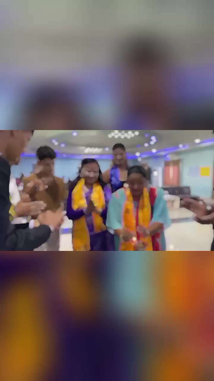 @Mina Jha