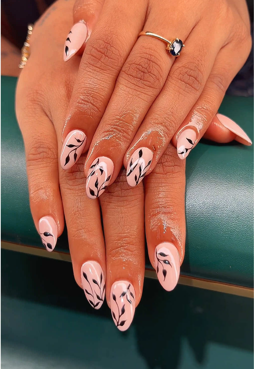 @Mani_Fdo