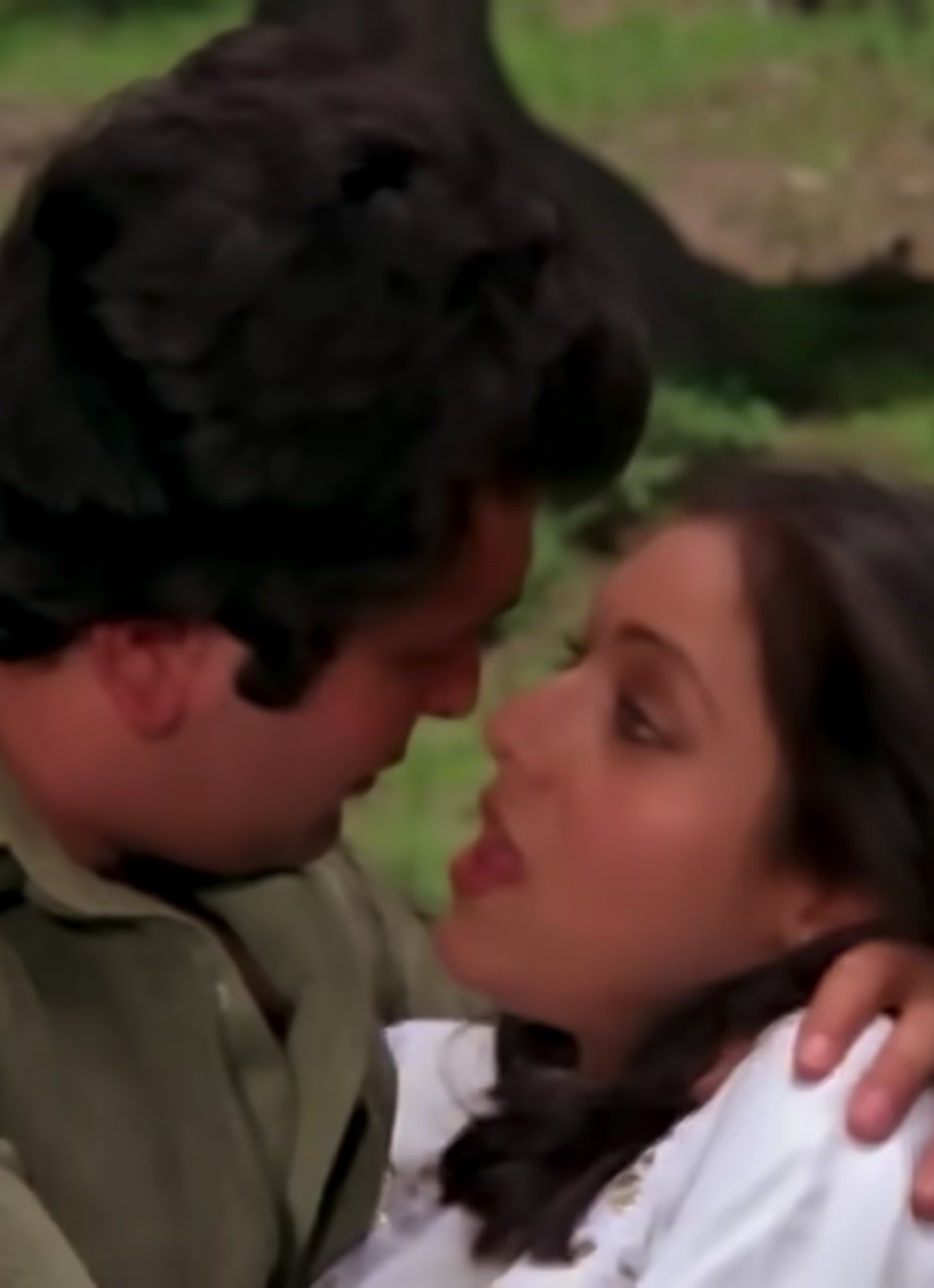 @Bollywood Love & Sad Songs