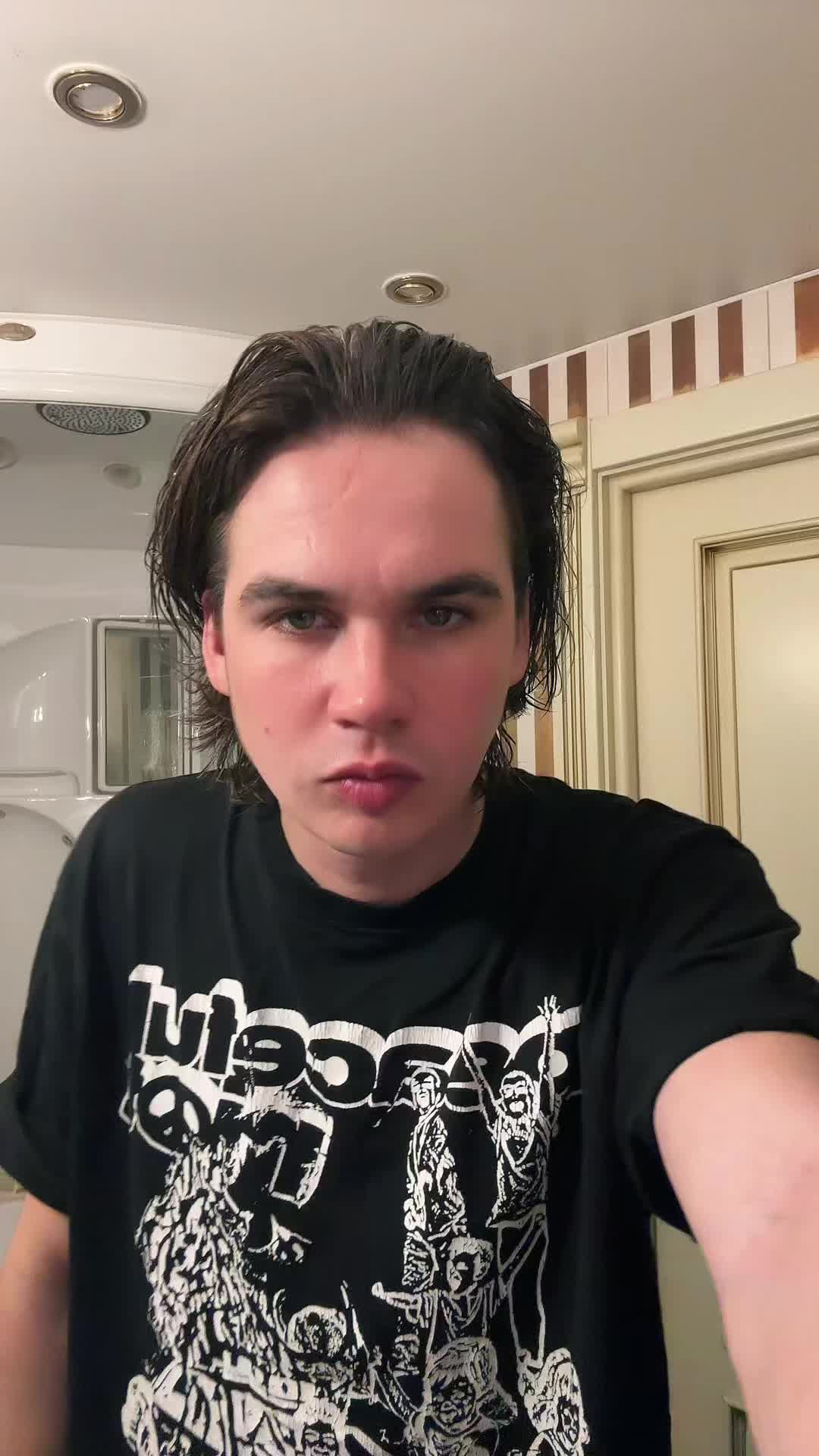 @тг: данечек😛